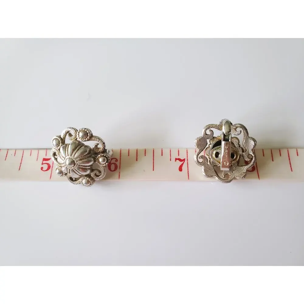 Vintage Silver Crown Trifari Clip On Earrings